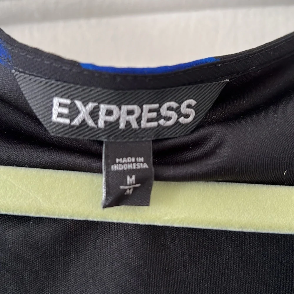 Express Romper - Picture 2 of 6